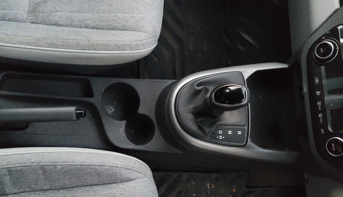 2020 Hyundai GRAND I10 NIOS SPORTZ AMT 1.2 KAPPA VTVT, Petrol, Automatic, 30,000 km, Gear Lever