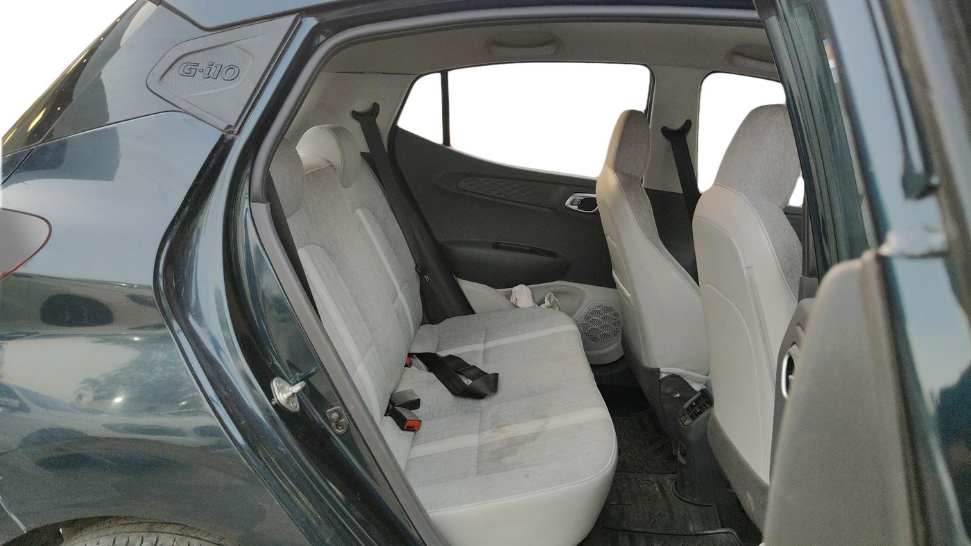 2020 Hyundai GRAND I10 NIOS SPORTZ AMT 1.2 KAPPA VTVT, Petrol, Automatic, 30,000 km, Right Side Rear Door Cabin