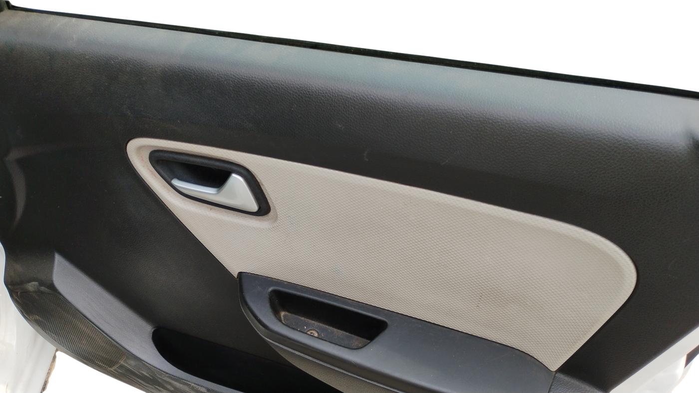 2019 Maruti Alto LXI, Petrol, Manual, 46,995 km, Driver Side Door Panel Controls
