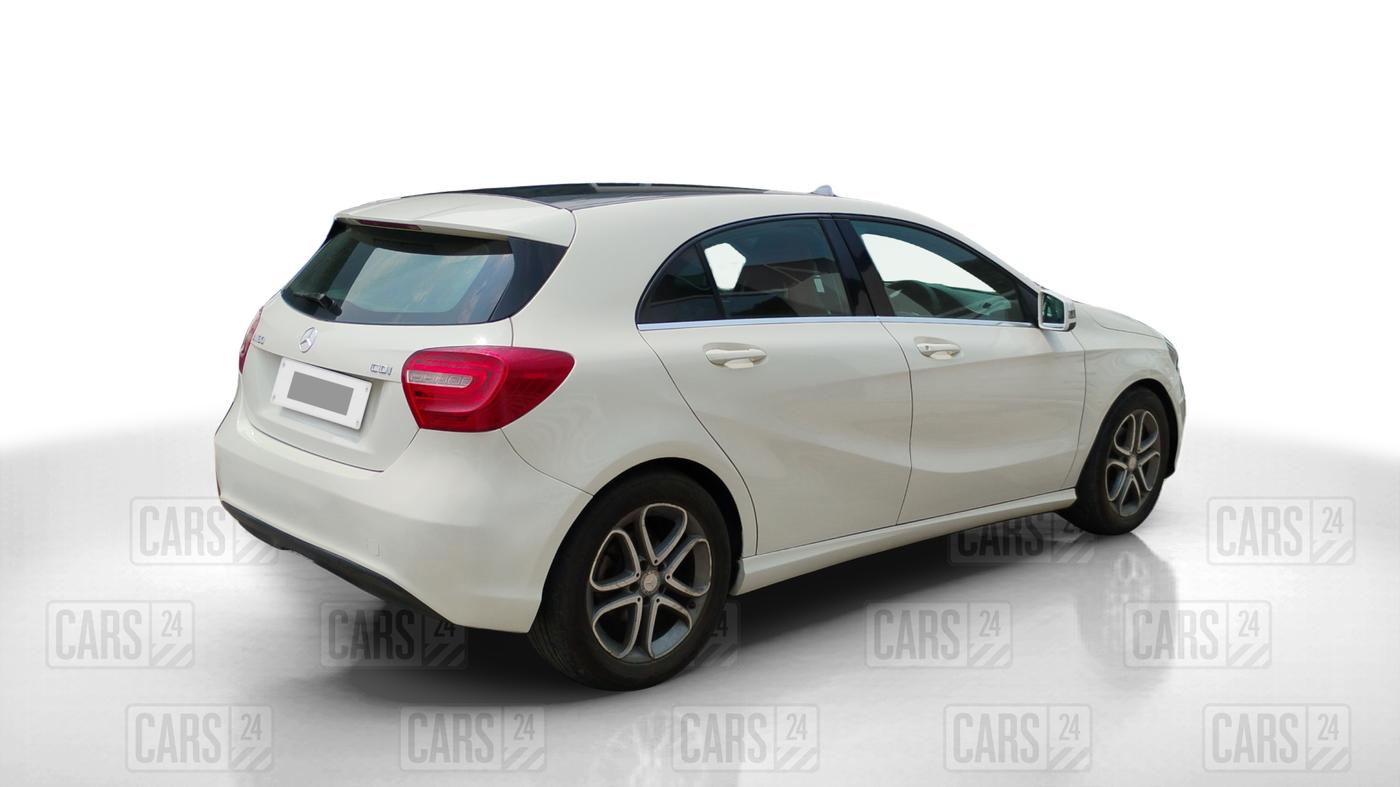 2011 Mercedes Benz A Class A180 CDI STYLE, Diesel, Automatic, 1,36,525 km, Right Back Diagonal