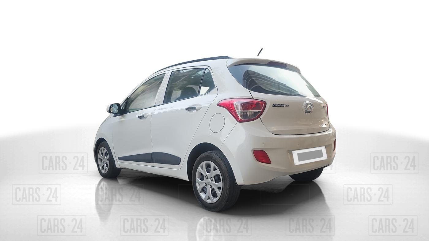 2013 Hyundai Grand i10 SPORTZ 1.1 CRDI, Diesel, Manual, 77,586 km, Left Back Diagonal