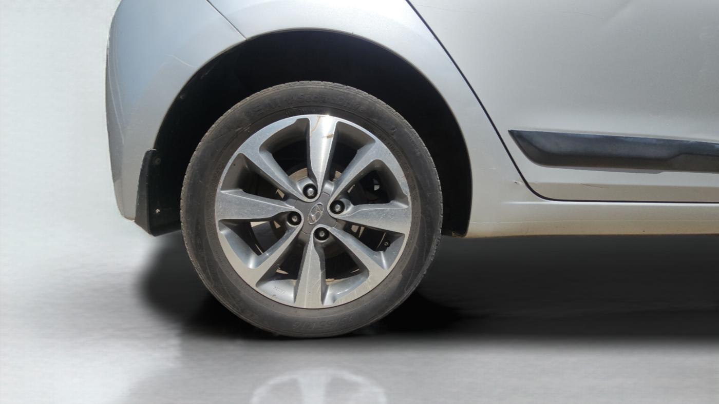 2014 Hyundai i20 SPORTZ 1.2, Petrol, Manual, 76,855 km, Right Rear Wheel