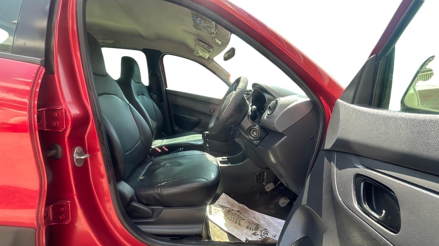 2016 Renault Kwid RXT 0.8, Petrol, Manual, 79,742 km, Right Side Front Door Cabin
