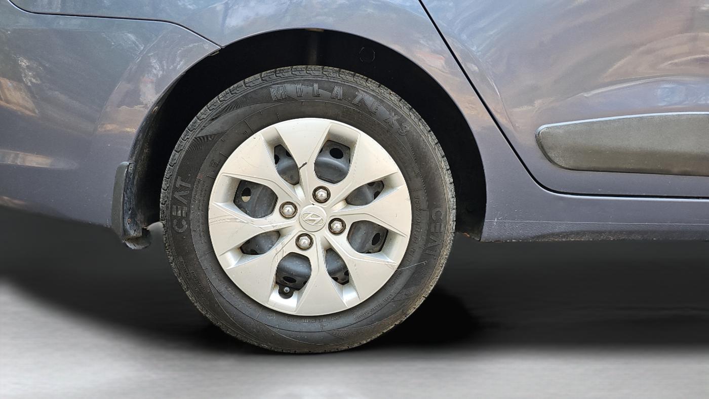 2014 Hyundai Xcent S 1.2, Petrol, Manual, 34,847 km, Right Rear Wheel