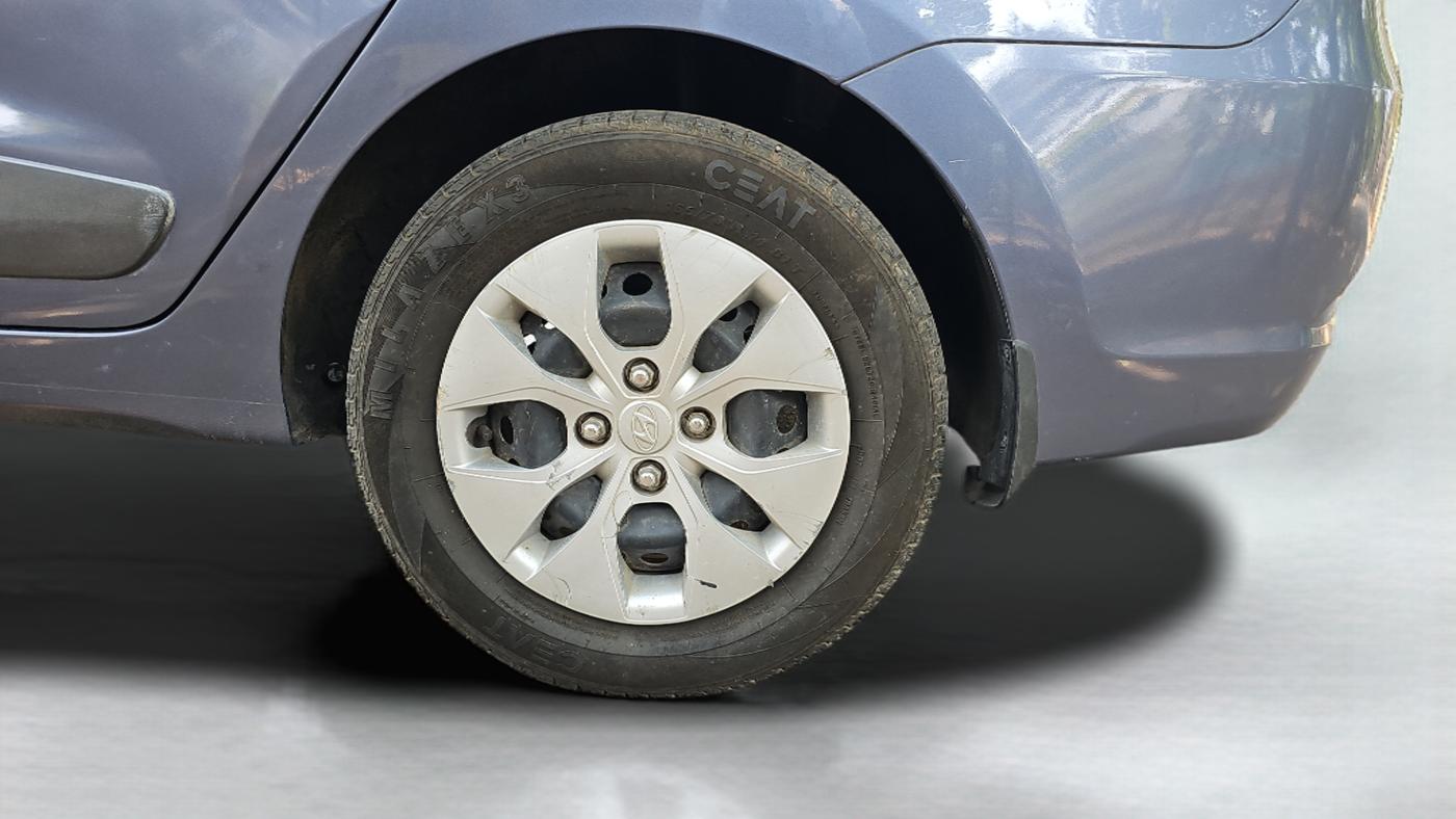 2014 Hyundai Xcent S 1.2, Petrol, Manual, 34,847 km, Left Front Wheel