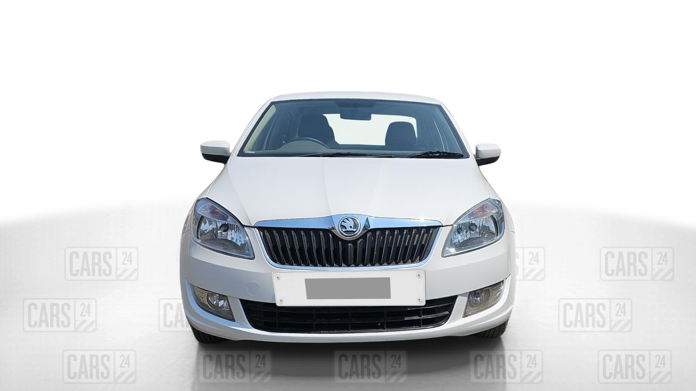 2013 Skoda Rapid AMBITION 1.6 TDI CR MT, Diesel, Manual, 63,229 km, Front