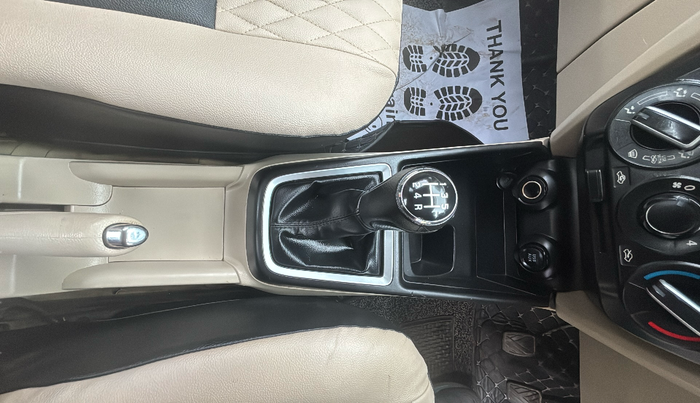 2018 Maruti Dzire VXI, Petrol, Manual, 62,455 km, Gear Lever