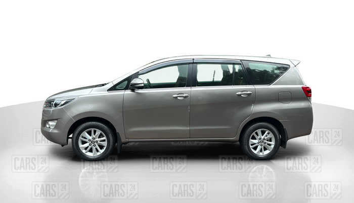 2017 Toyota Innova Crysta 2.4 VX 7 STR, Diesel, Manual, 1,31,000 km, Left Side