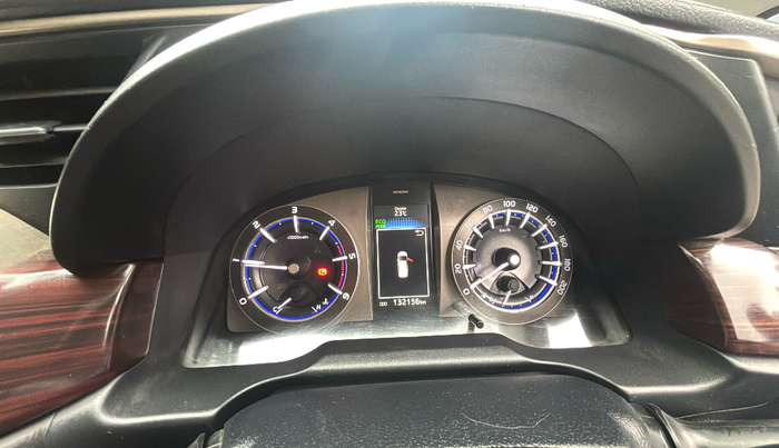 2017 Toyota Innova Crysta 2.4 VX 7 STR, Diesel, Manual, 1,31,000 km, Odometer Image