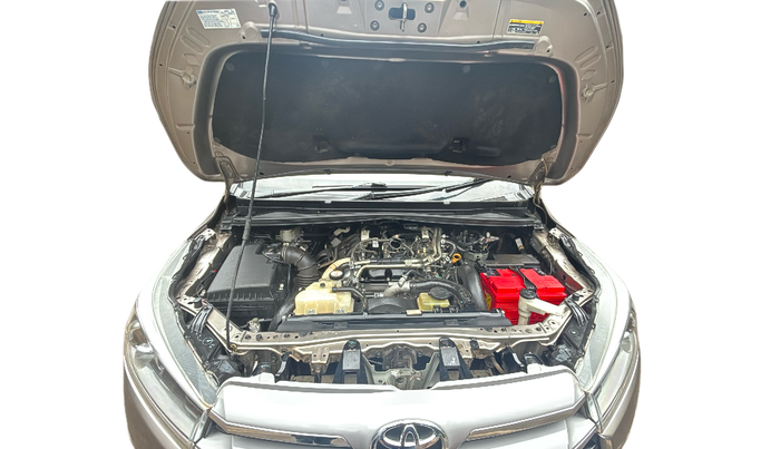 2017 Toyota Innova Crysta 2.4 VX 7 STR, Diesel, Manual, 1,31,000 km, Open Bonnet