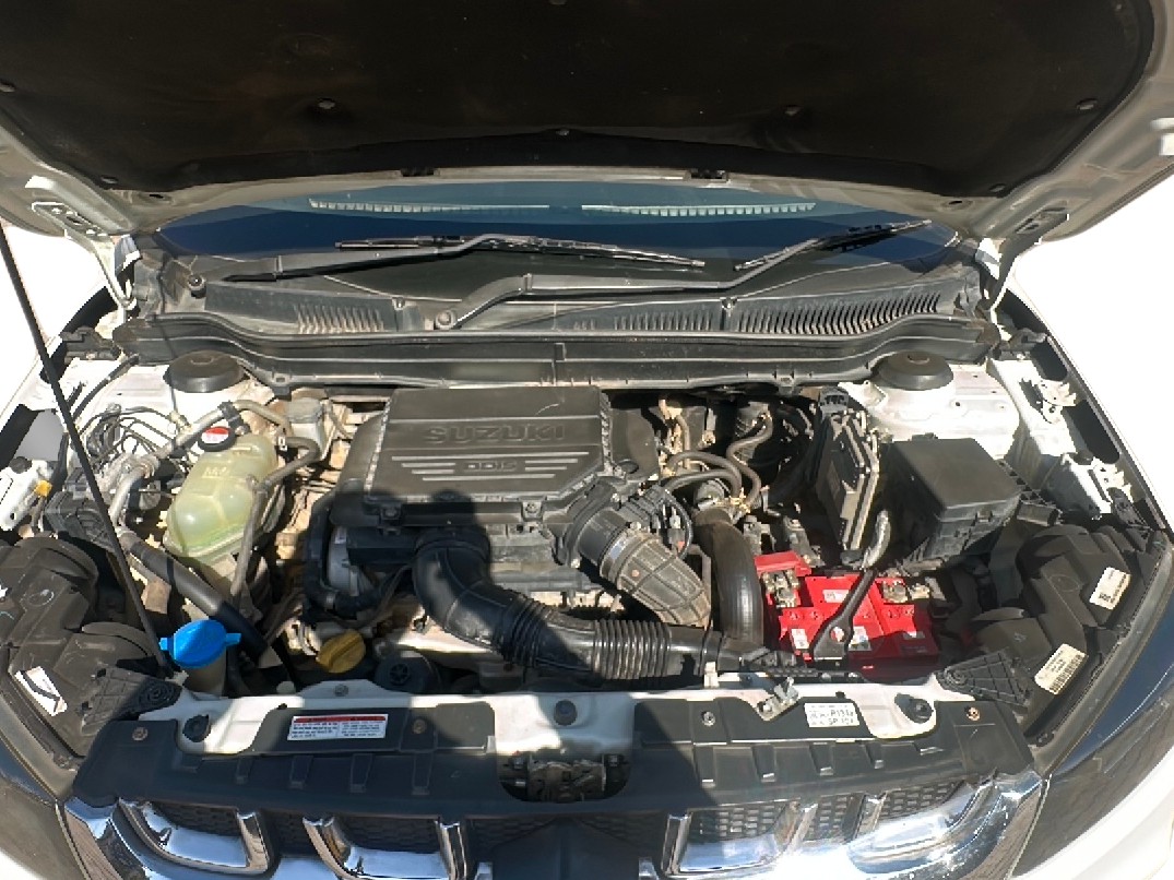 2018 Maruti Vitara Brezza ZDI PLUS, Diesel, Manual, 72,000 km, Open Bonnet