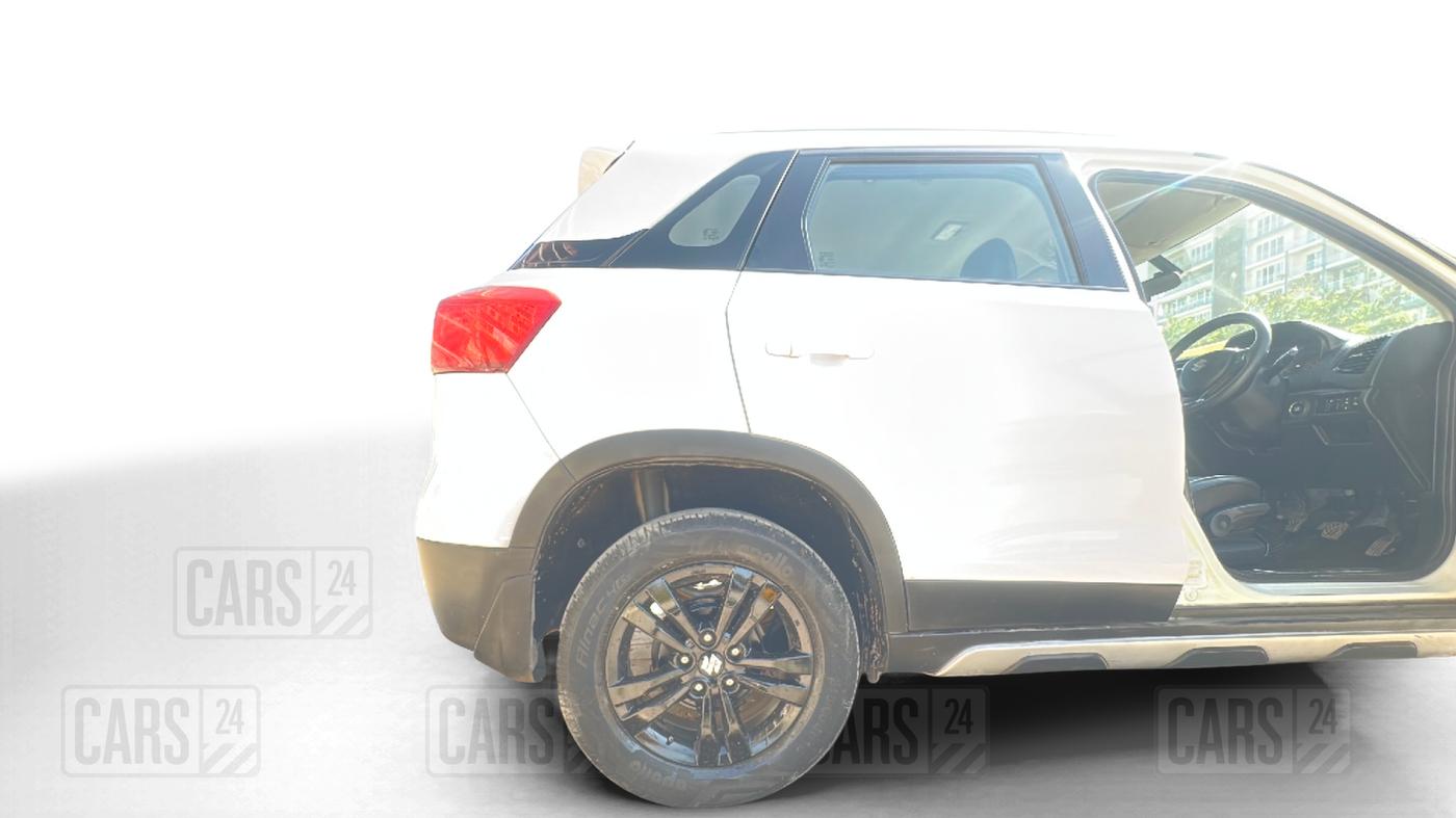 2018 Maruti Vitara Brezza ZDI PLUS, Diesel, Manual, 72,000 km, Right Front Wheel