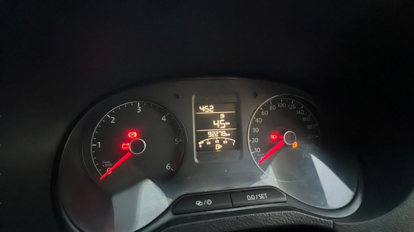 2017 Volkswagen Polo COMFORTLINE 1.5L, Diesel, Manual, 92,278 km, Odometer Image