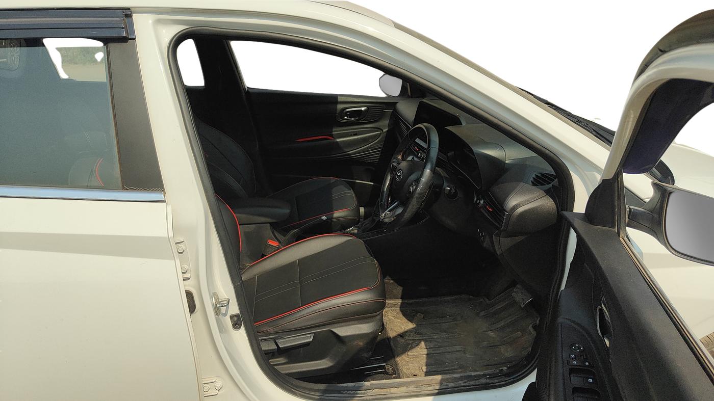2023 Hyundai NEW I20 N LINE N8 1.0 TURBO GDI DCT, Petrol, Automatic, 19,544 km, Right Side Front Door Cabin