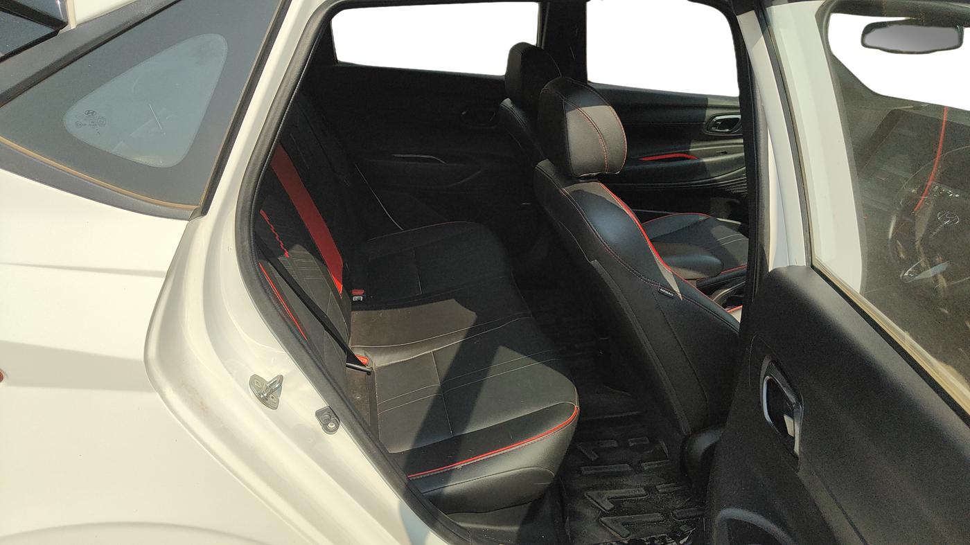 2023 Hyundai NEW I20 N LINE N8 1.0 TURBO GDI DCT, Petrol, Automatic, 19,544 km, Right Side Rear Door Cabin