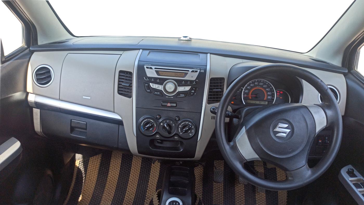 2016 Maruti Wagon R 1.0 VXI, Petrol, Manual, 92,738 km, Dashboard
