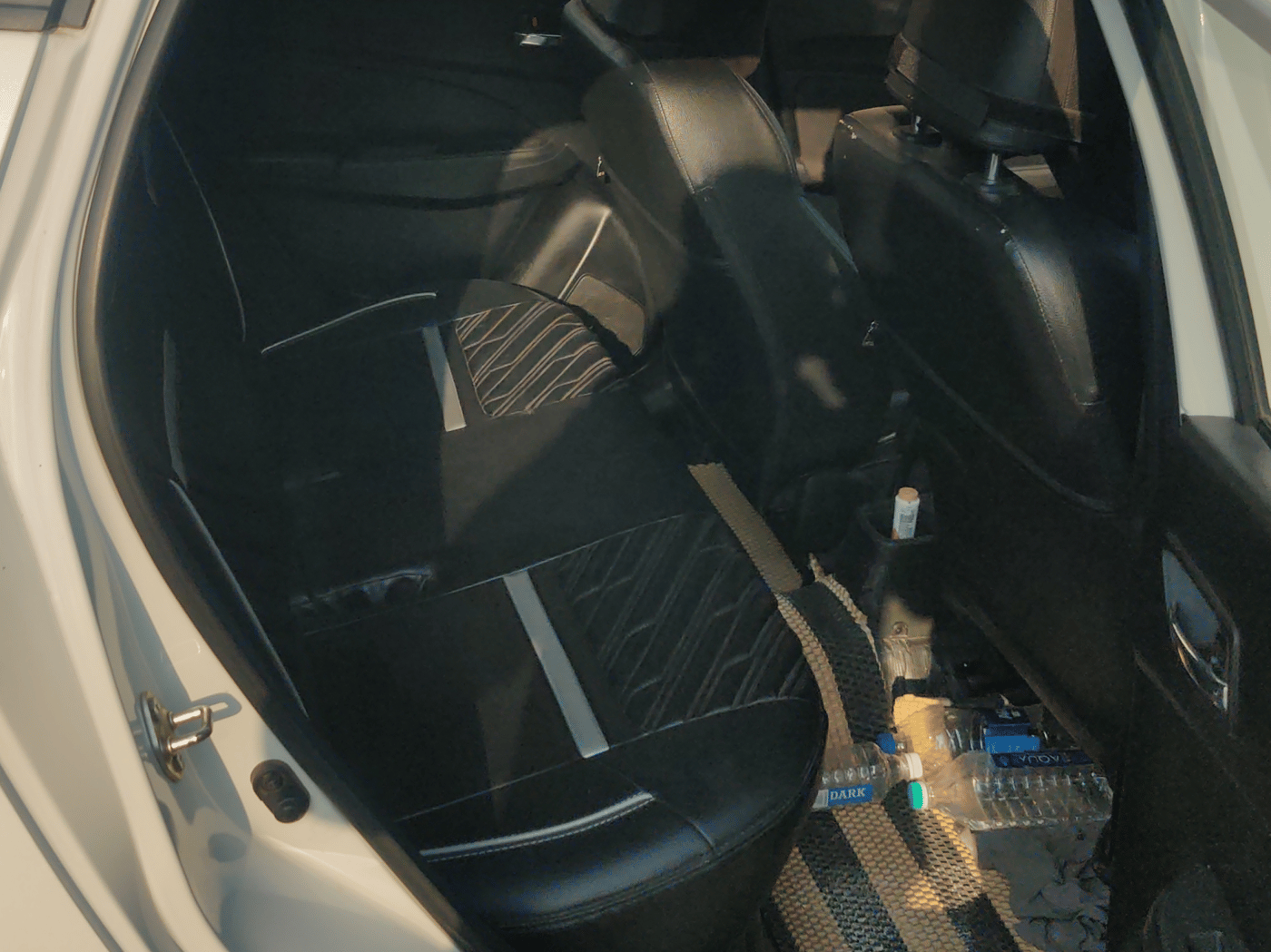 2022 Maruti Swift VXI, Petrol, Manual, 49,268 km, Right Side Rear Door Cabin