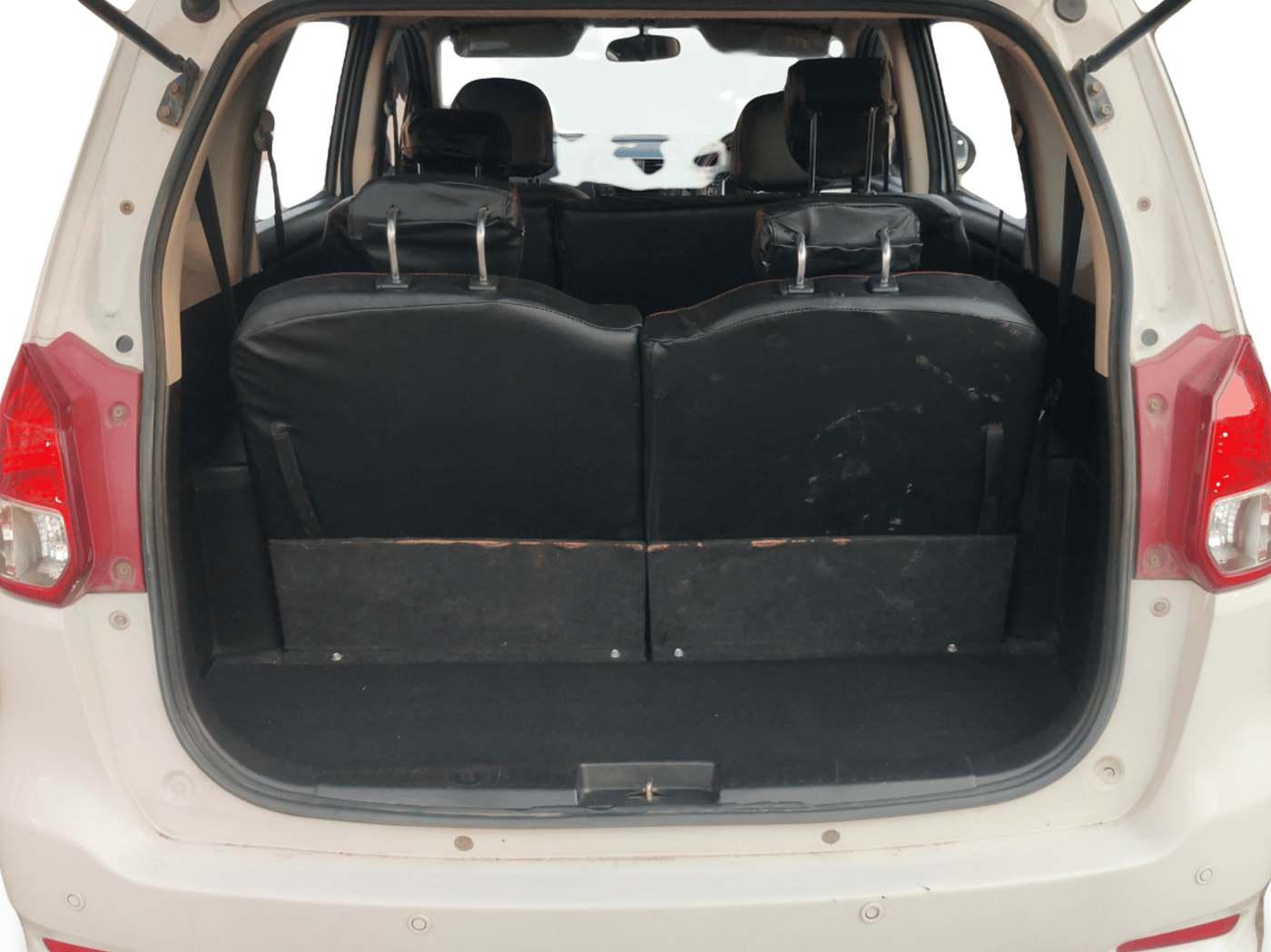 2017 Maruti Ertiga VDI SHVS, Diesel, Manual, 81,689 km, Boot Inside
