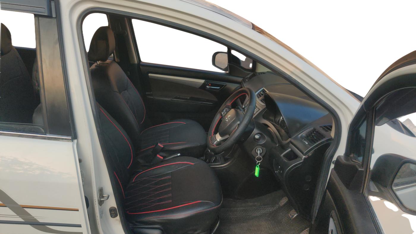 2017 Maruti Ertiga VDI SHVS, Diesel, Manual, 81,689 km, Right Side Front Door Cabin