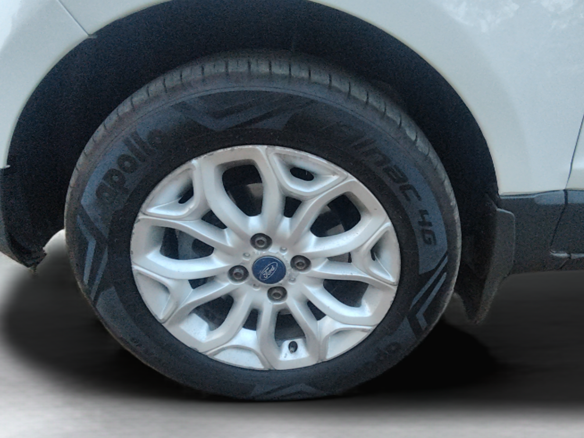 2016 Ford Ecosport TITANIUM 1.5L DIESEL, Diesel, Manual, 1,11,400 km, Left Front Wheel