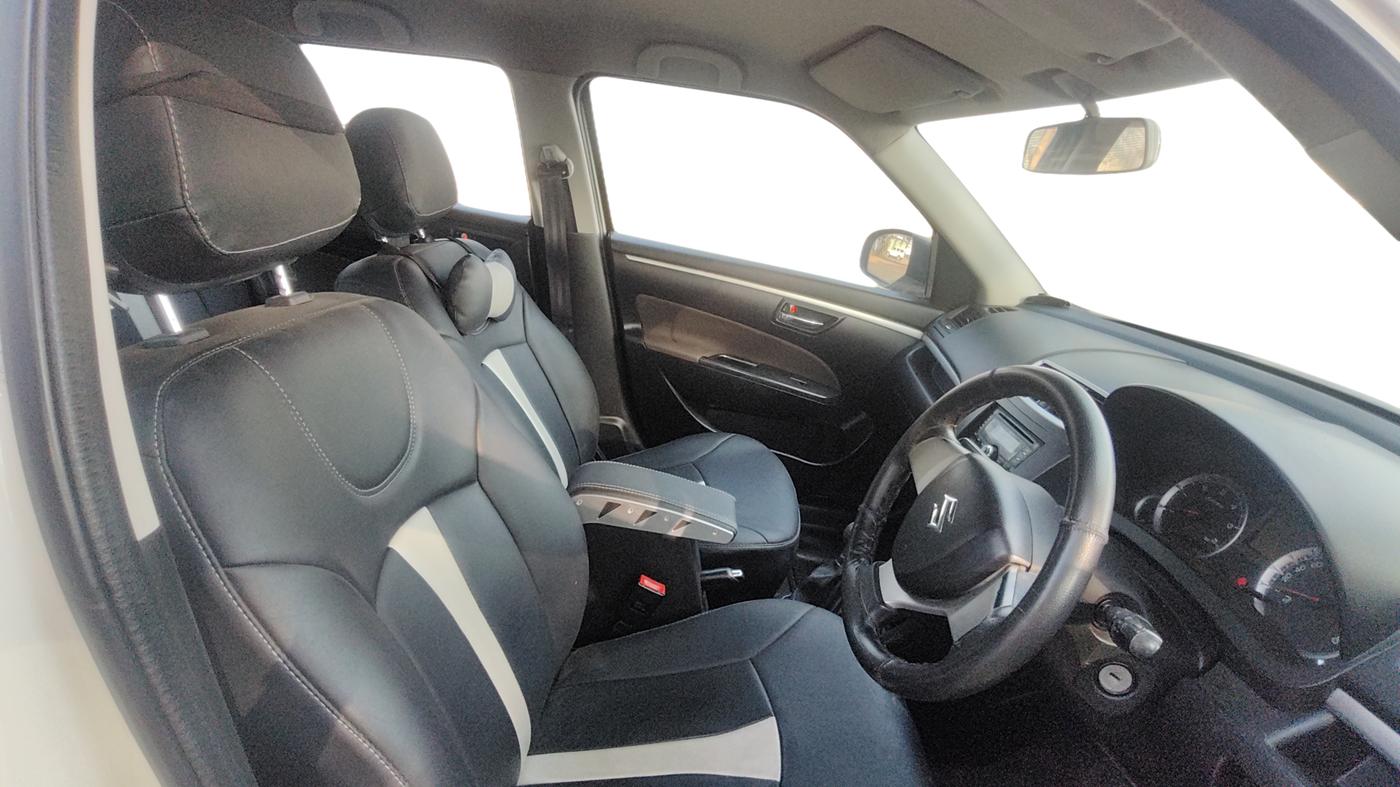 2013 Maruti Swift VDI, Diesel, Manual, 66,913 km, Right Side Front Door Cabin