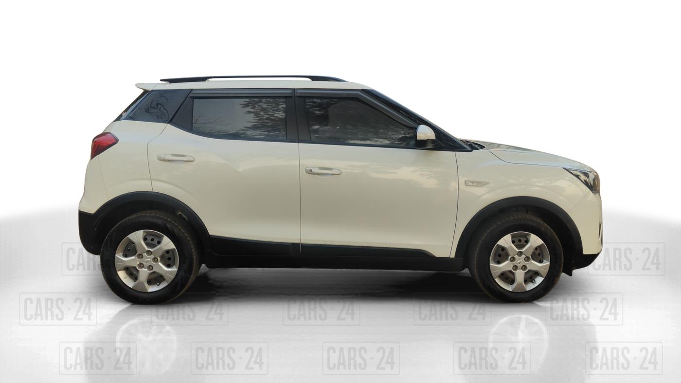2019 Mahindra XUV300 W6 1.5 DIESEL, Diesel, Manual, 81,460 km, Right Side View