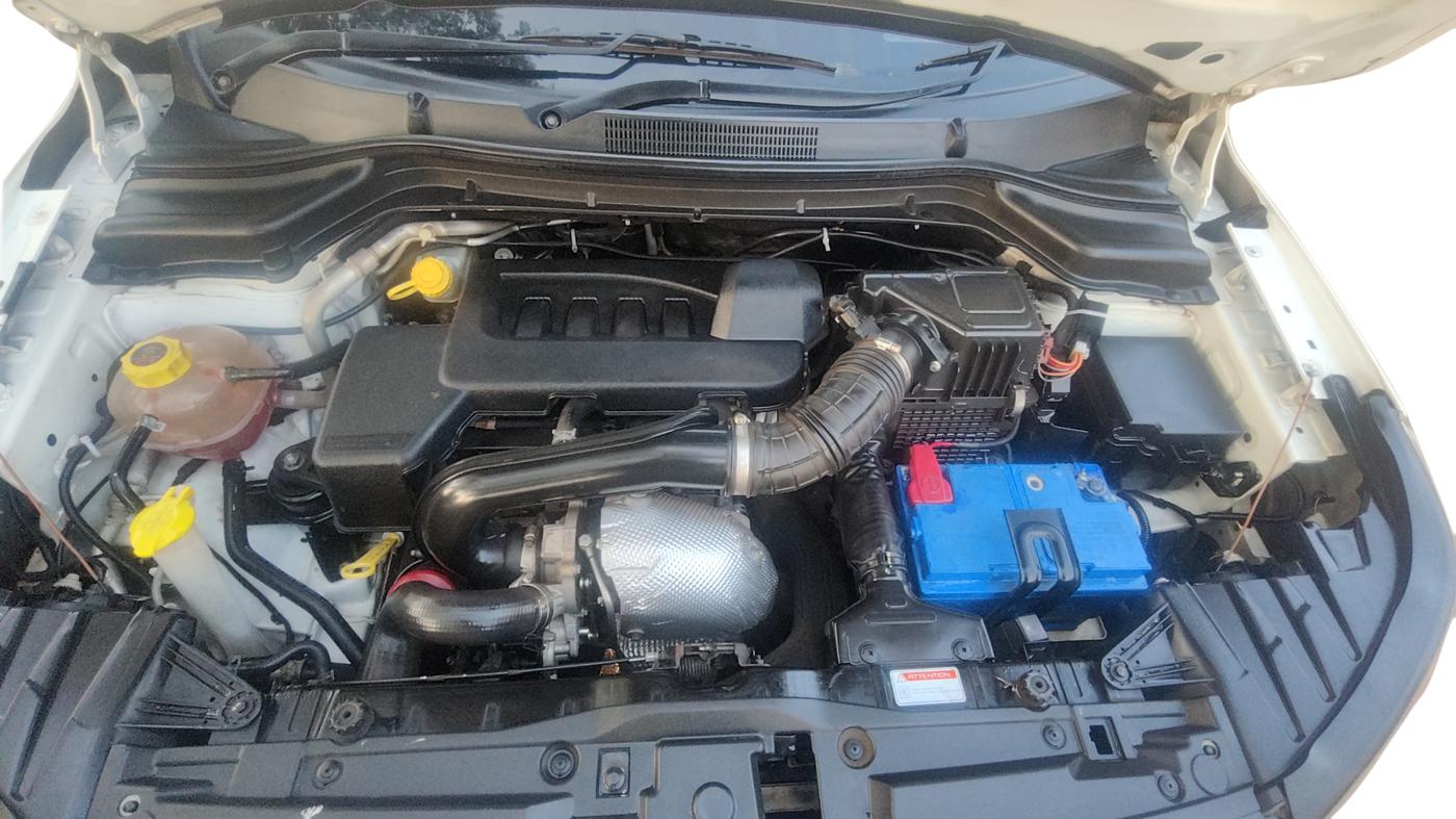 2019 Mahindra XUV300 W6 1.5 DIESEL, Diesel, Manual, 81,460 km, Open Bonnet