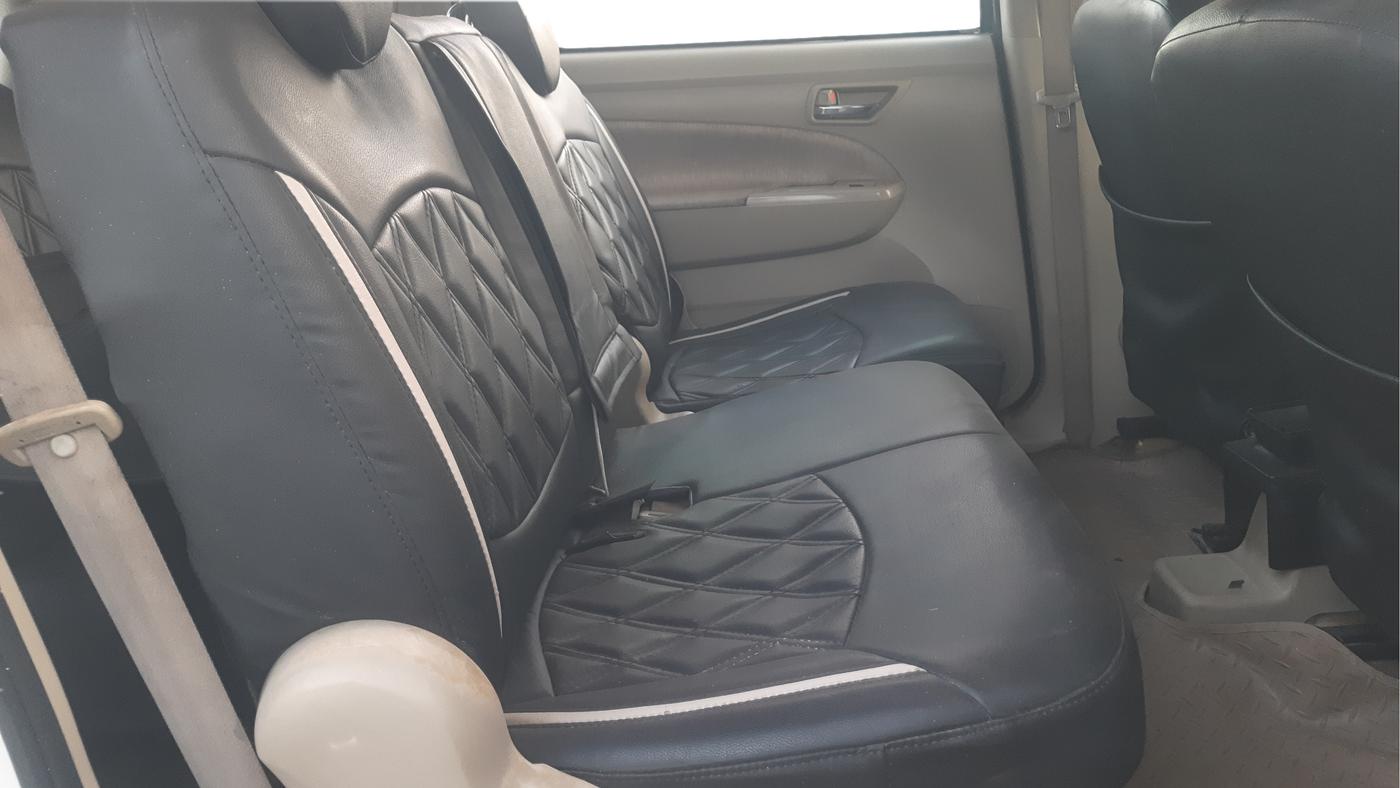2013 Maruti Ertiga ZDI, Diesel, Manual, 73,000 km, Right Side Rear Door Cabin
