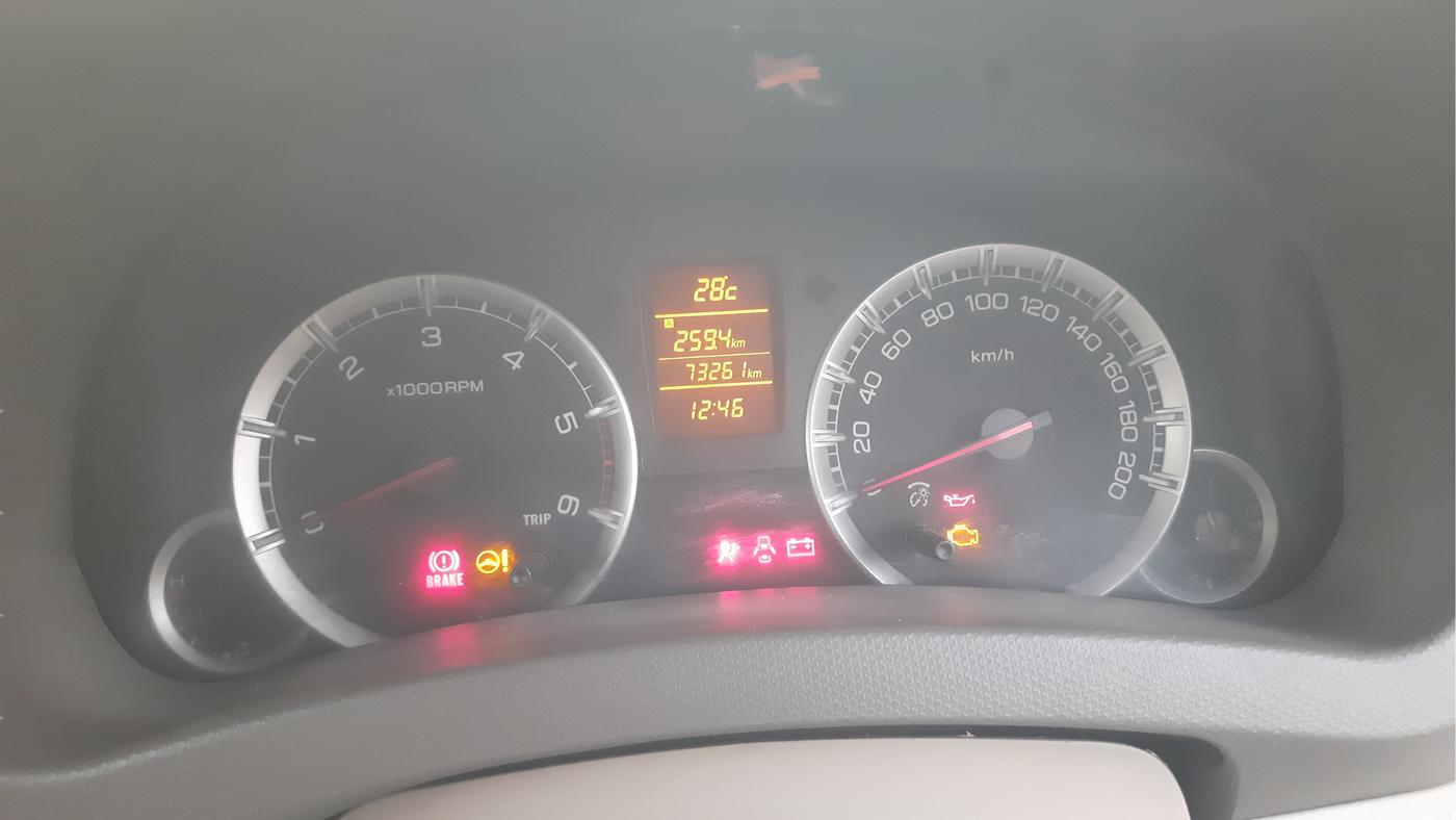 2013 Maruti Ertiga ZDI, Diesel, Manual, 73,000 km, Odometer Image