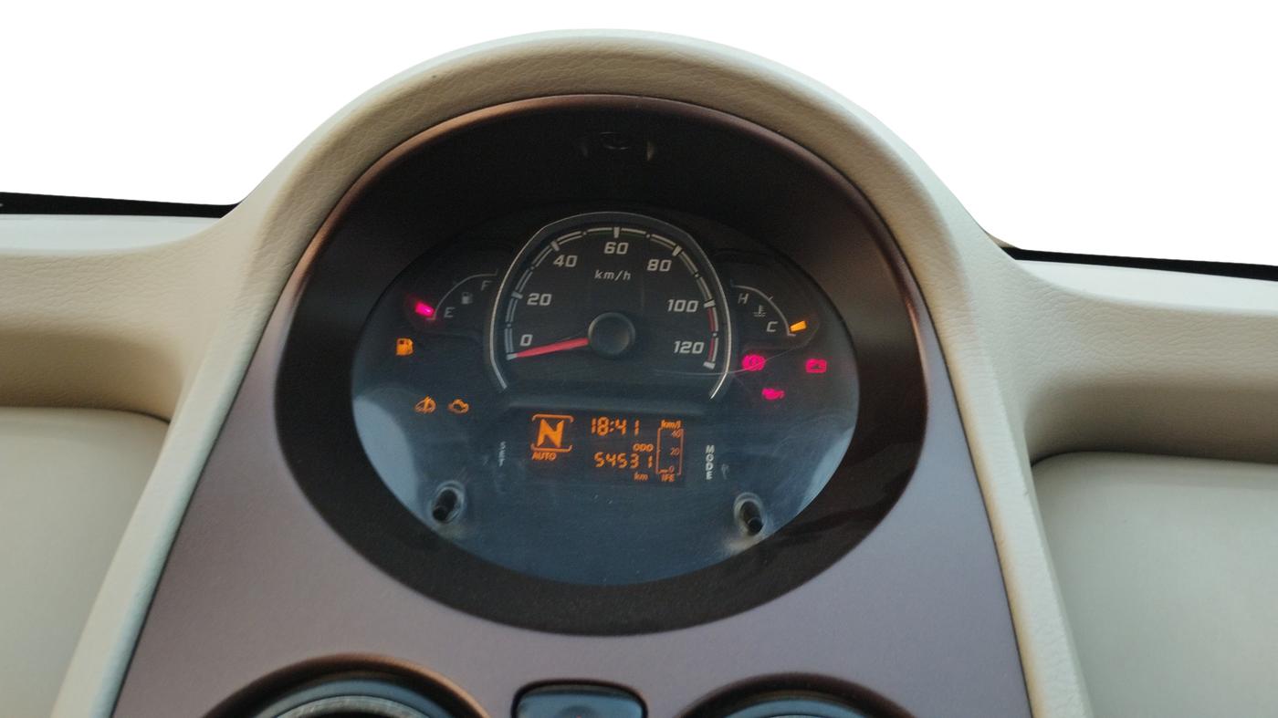 2016 Tata Nano TWIST XTA, Petrol, Automatic, 54,500 km, Odometer Image