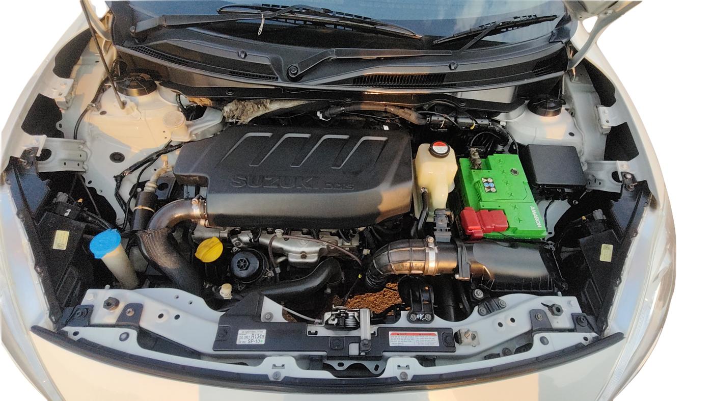 2017 Maruti Dzire VDI, Diesel, Manual, 61,929 km, Open Bonnet