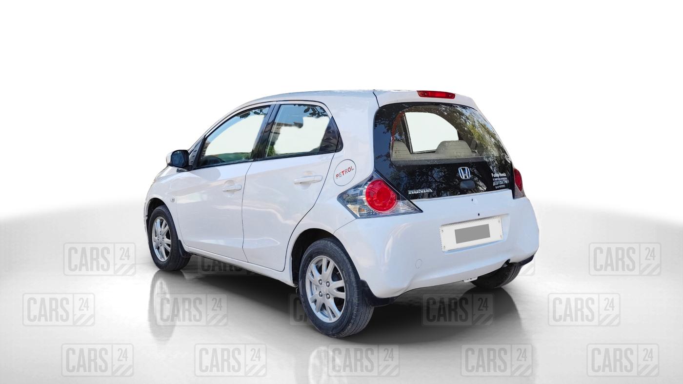 2014 Honda Brio V MT, Petrol, Manual, 60,244 km, Left Back Diagonal