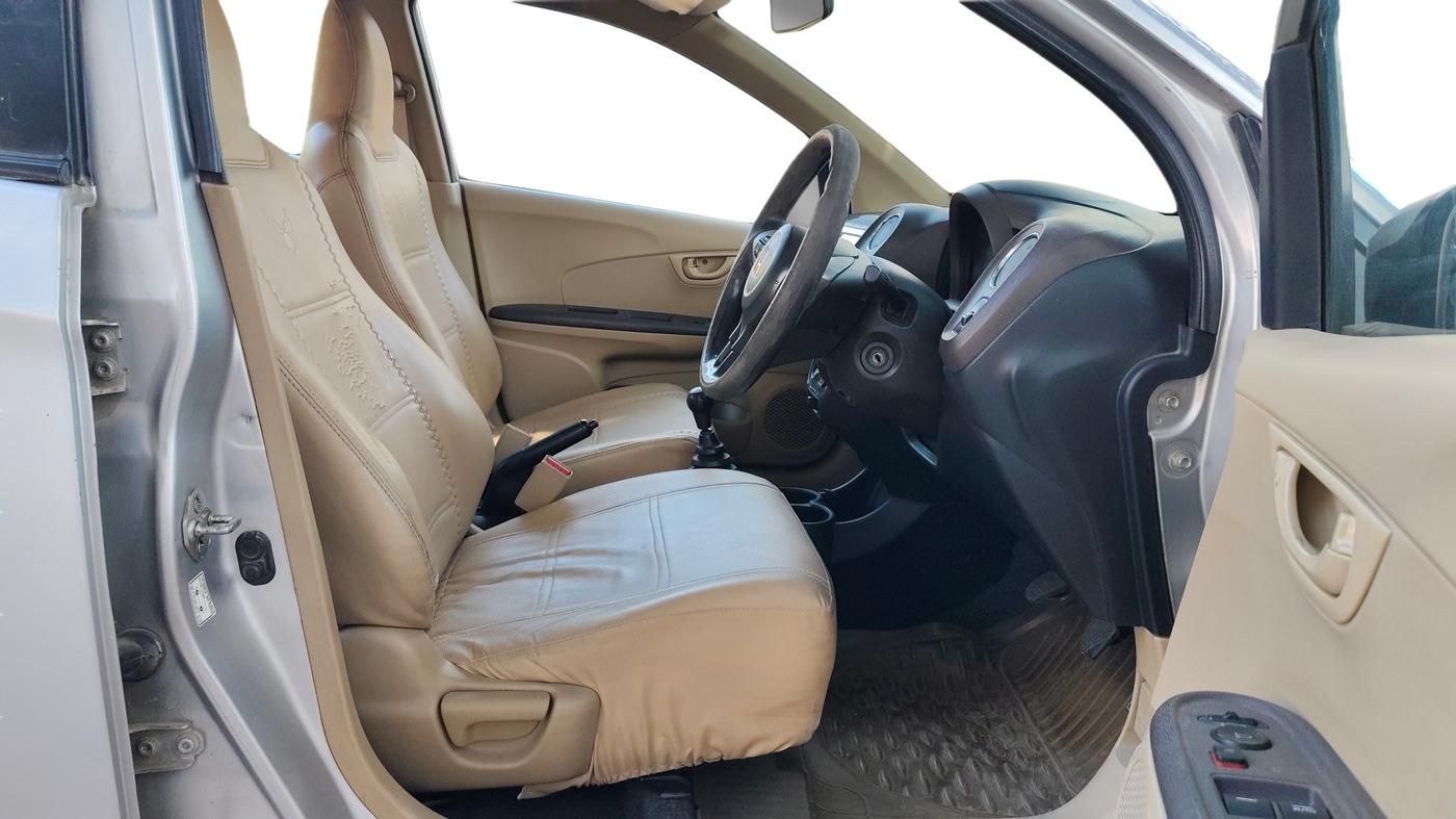 2012 Honda Brio S MT, Petrol, Manual, 62,826 km, Right Side Front Door Cabin