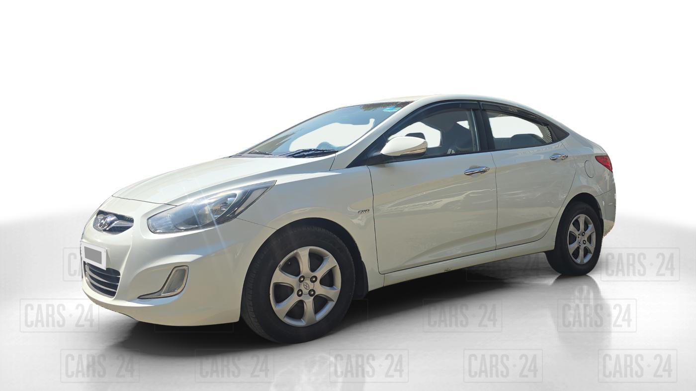 2013 Hyundai Verna FLUIDIC 1.6 CRDI EX, Diesel, Manual, 96,000 km, Left Front Diagonal