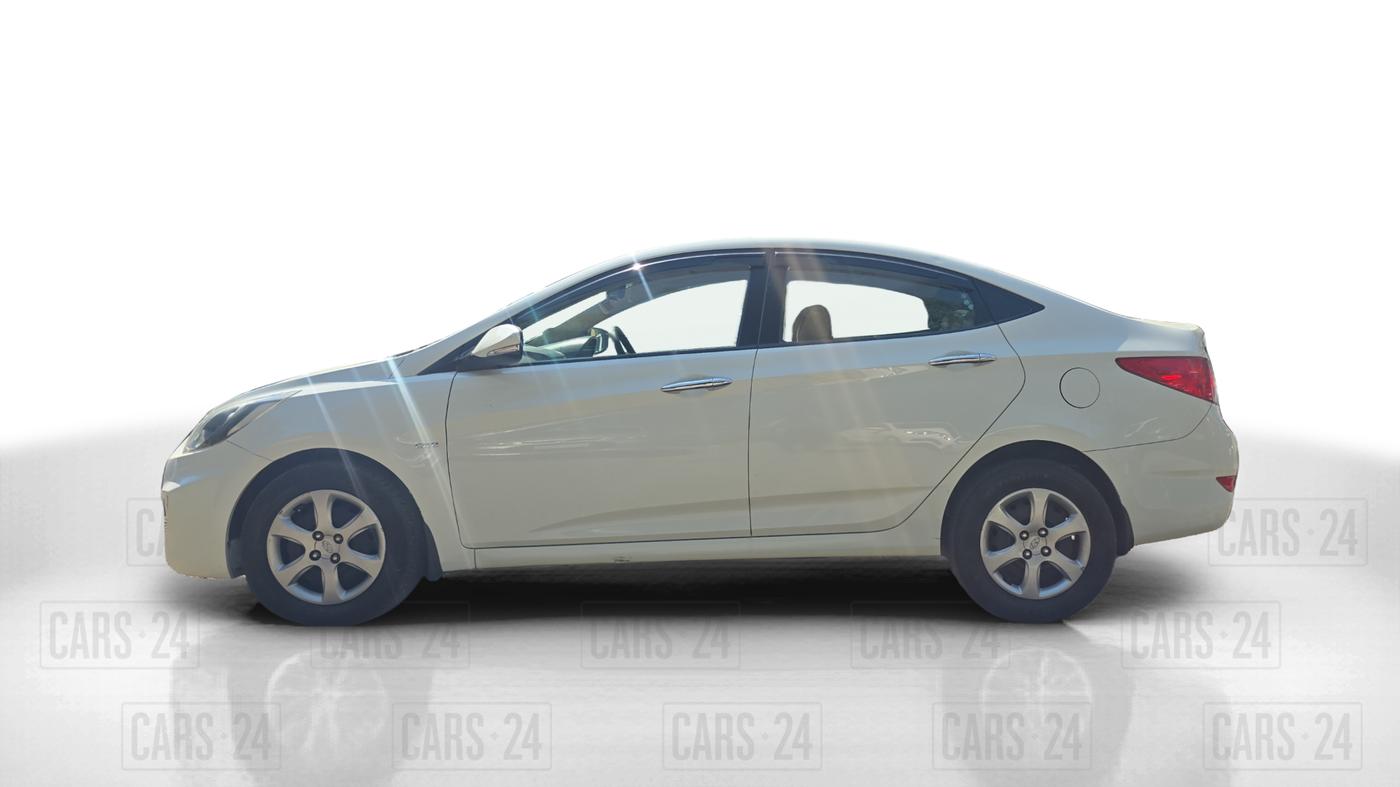 2013 Hyundai Verna FLUIDIC 1.6 CRDI EX, Diesel, Manual, 96,000 km, Left Side
