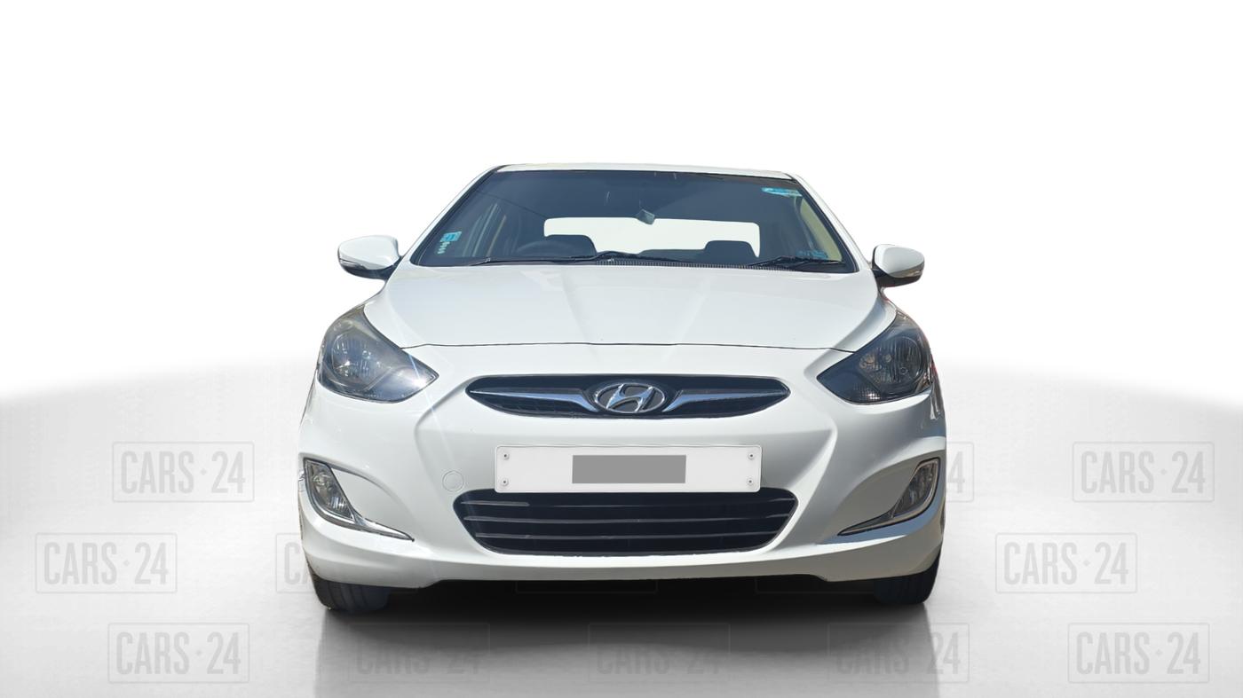 2013 Hyundai Verna FLUIDIC 1.6 CRDI EX, Diesel, Manual, 96,000 km, Front