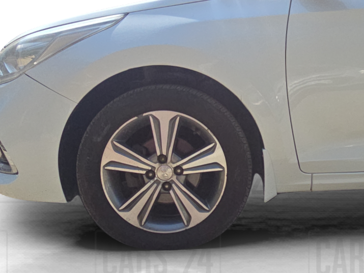 2017 Hyundai Verna 1.6 SX (O) CRDI MT, Diesel, Manual, 79,000 km, Left Front Wheel