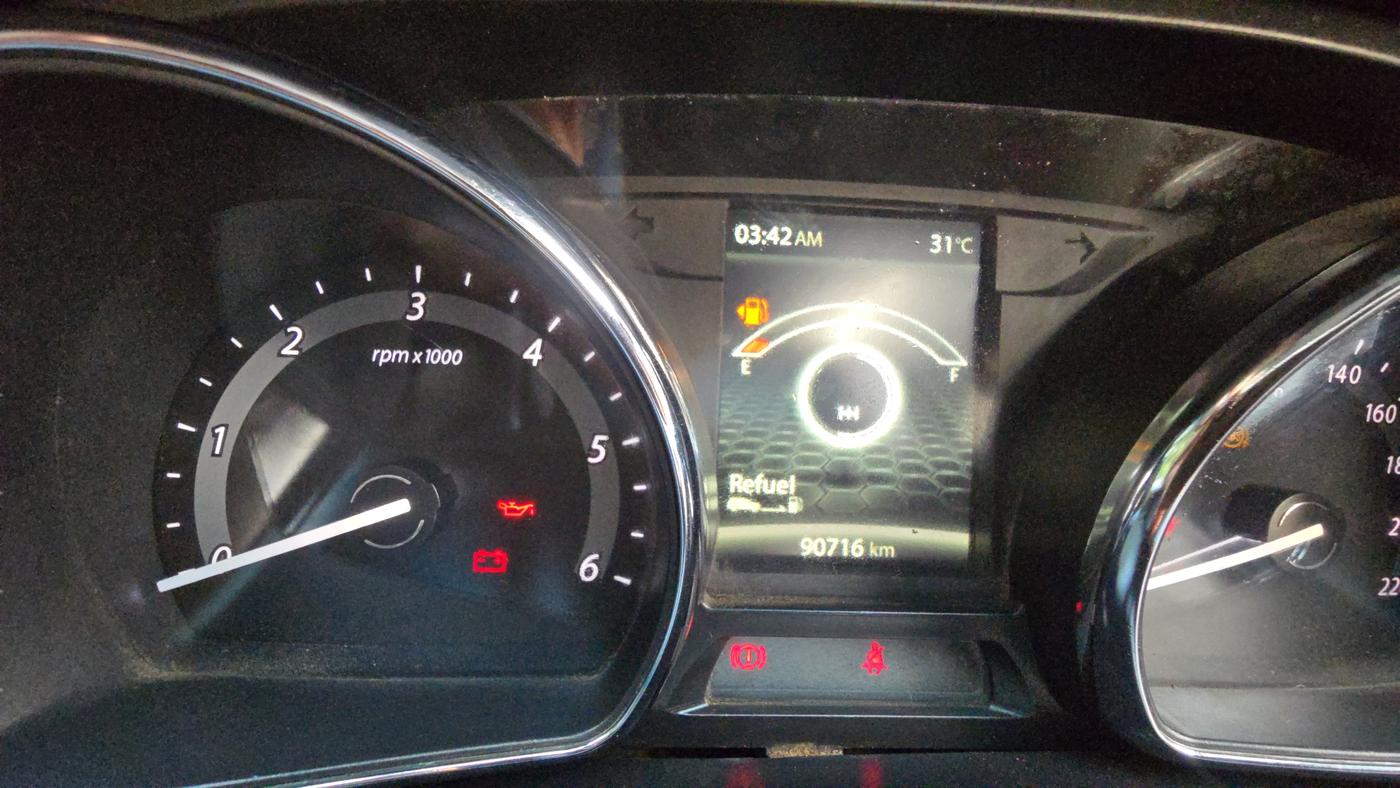 2017 Tata Hexa XE 4X2 7 STR, Diesel, Manual, 94,000 km, Odometer Image