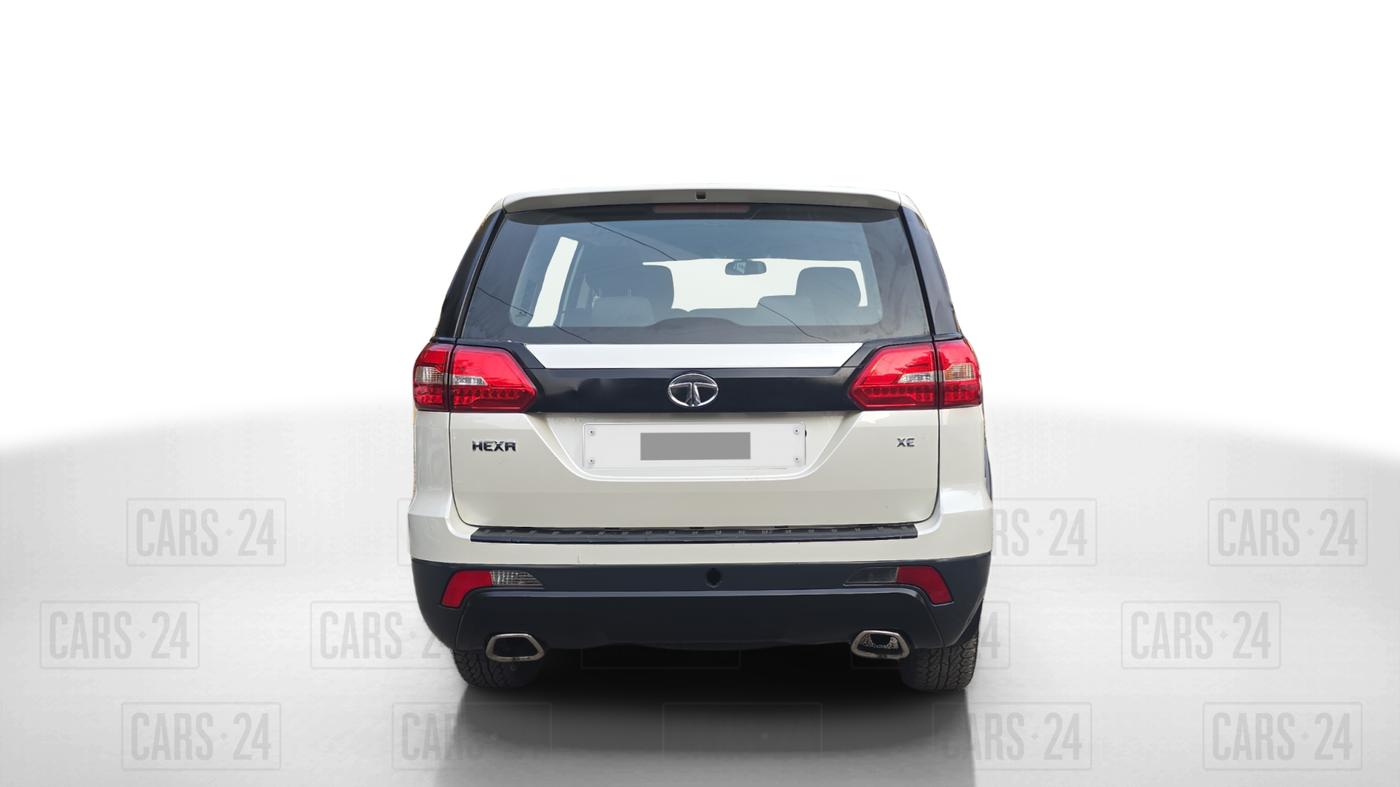 2017 Tata Hexa XE 4X2 7 STR, Diesel, Manual, 94,000 km, Back/Rear
