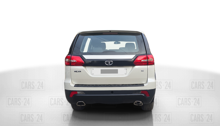 2017 Tata Hexa XE 4X2 7 STR, Diesel, Manual, 94,000 km, Back/Rear