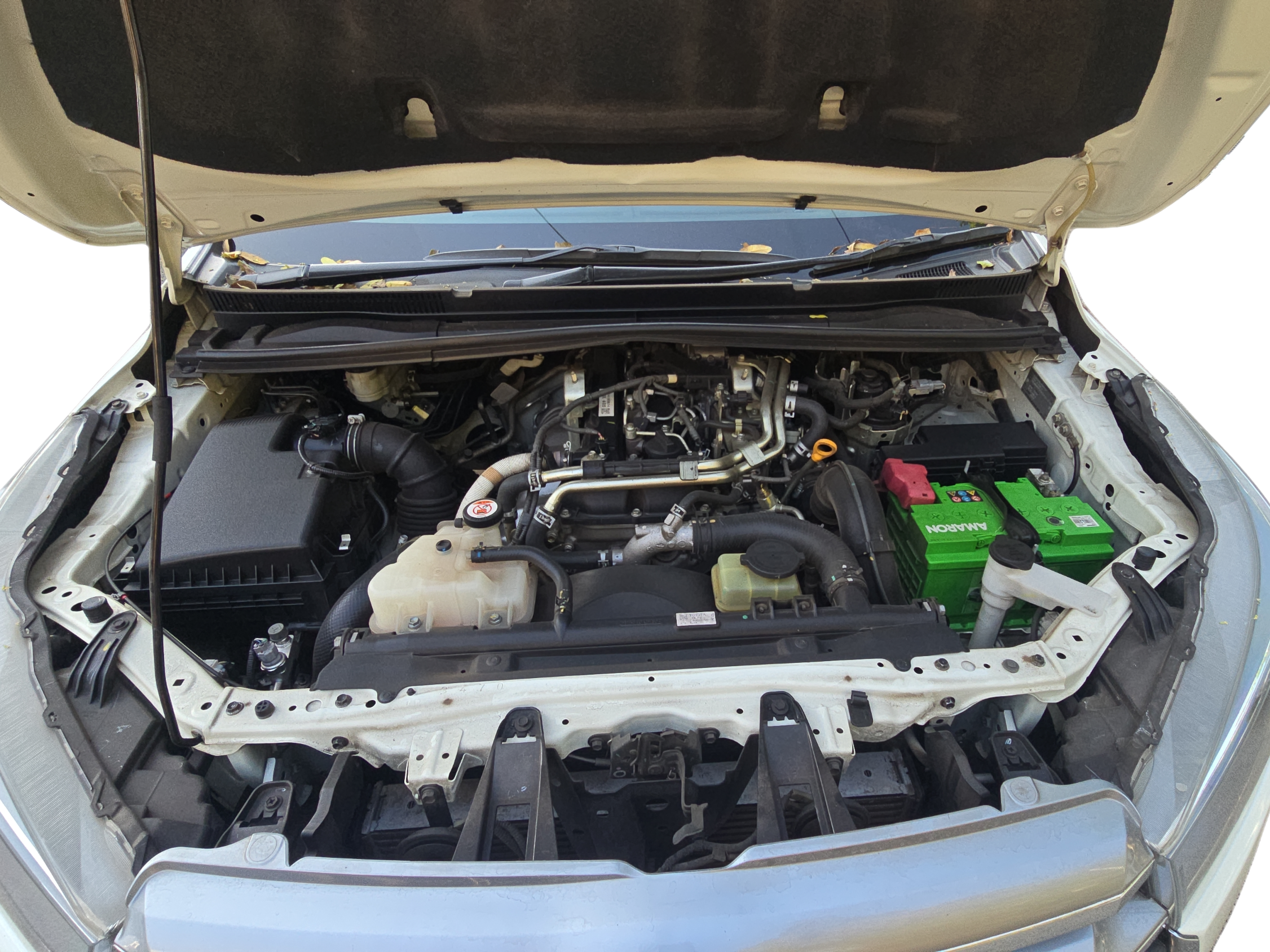 2018 Toyota Innova Crysta 2.4 VX 8 STR, Diesel, Manual, 69,000 km, Open Bonnet