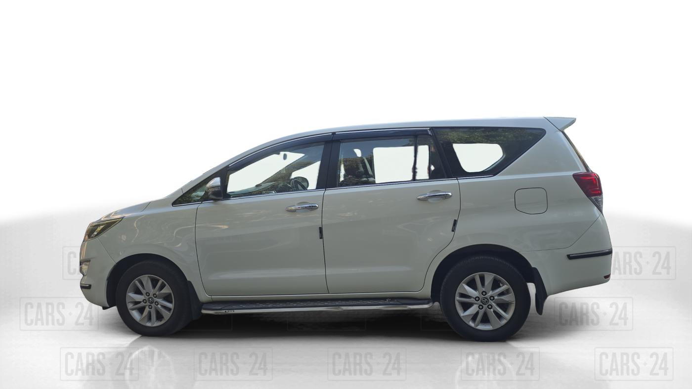 2018 Toyota Innova Crysta 2.4 VX 8 STR, Diesel, Manual, 69,000 km, Left Side