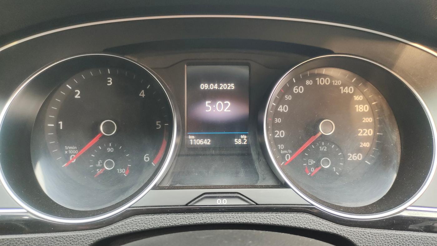 2018 Volkswagen Passat COMFORTLINE DSG, Diesel, Automatic, 1,10,642 km, Odometer Image