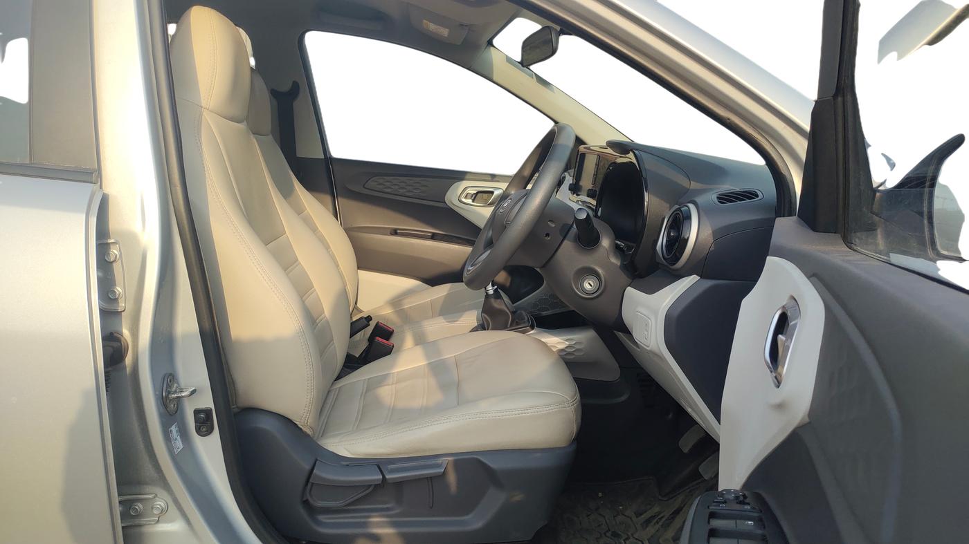 2022 Hyundai GRAND I10 NIOS SPORTZ 1.2 KAPPA VTVT, Petrol, Manual, 42,958 km, Right Side Front Door Cabin
