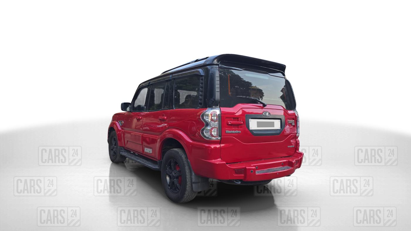 2017 Mahindra Scorpio S10 2WD INTELLI-HYBRID, Diesel, Manual, 1,01,315 km, Left Back Diagonal