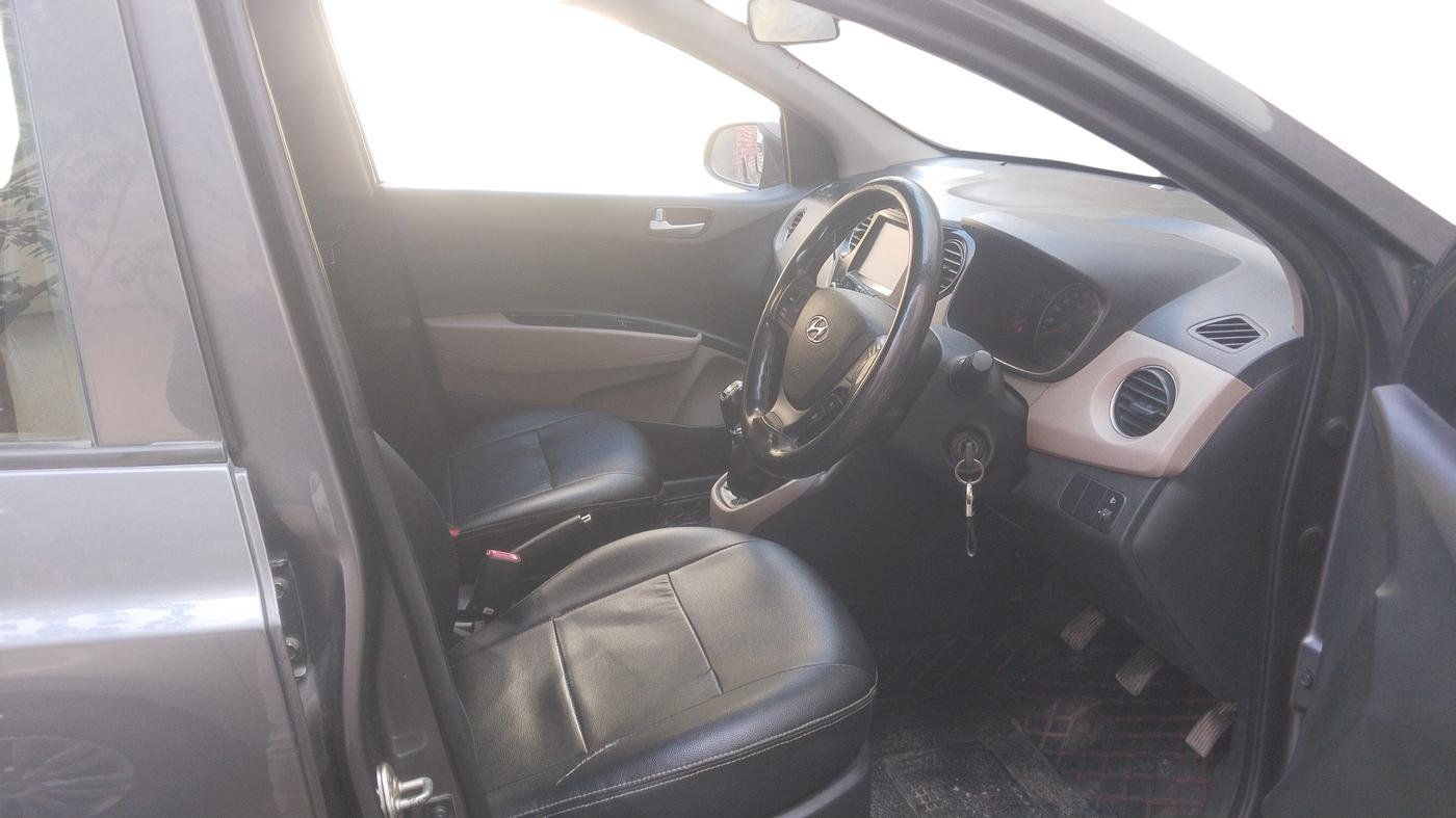 2018 Hyundai Grand i10 SPORTZ 1.2 KAPPA VTVT, Petrol, Manual, 60,303 km, Right Side Front Door Cabin
