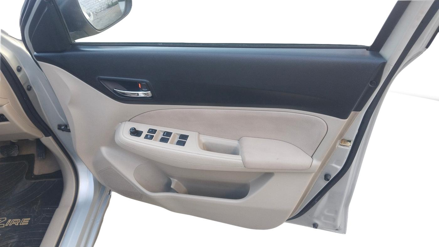 2019 Maruti Dzire VXI AMT, Petrol, Automatic, 55,085 km, Driver Side Door Panel Controls
