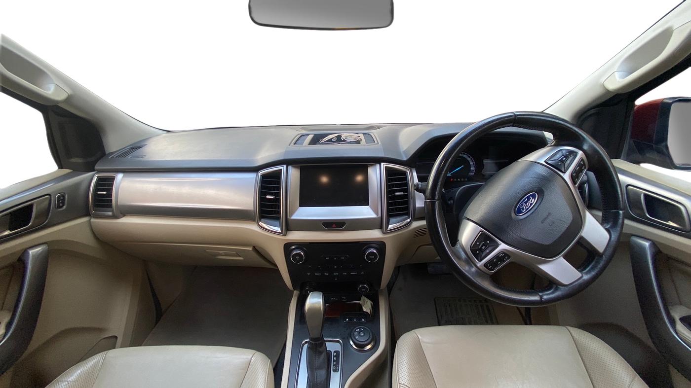 2016 Ford Endeavour TREND 3.2 4X4 AT, Diesel, Automatic, 85,619 km, Dashboard