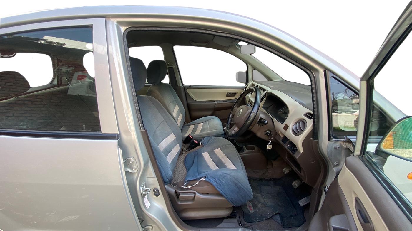 2011 Maruti Zen Estilo LXI, Petrol, Manual, 58,270 km, Right Side Front Door Cabin