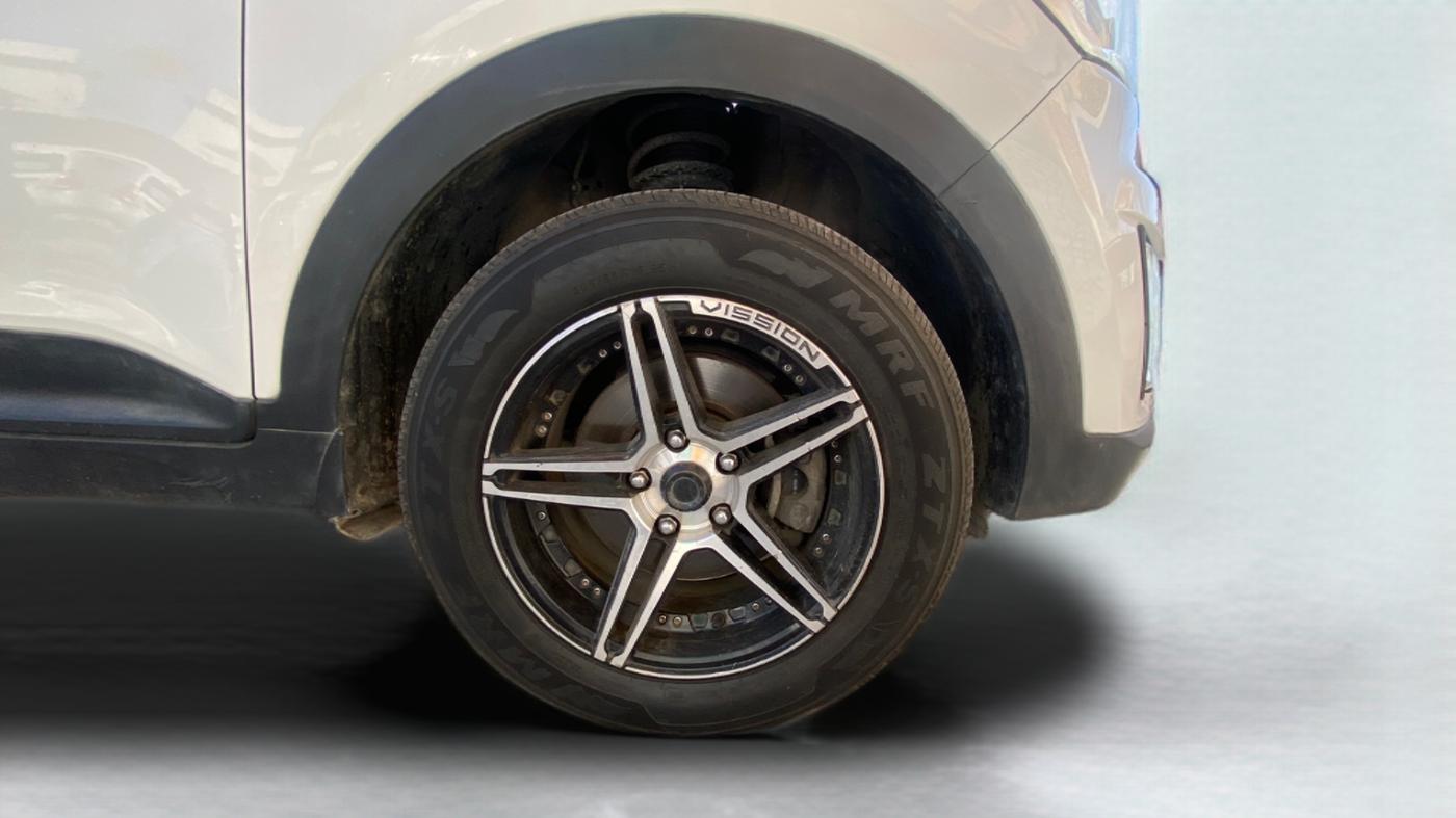 2018 Hyundai Creta E PLUS 1.4 DIESEL, Diesel, Manual, 68,848 km, Right Front Wheel